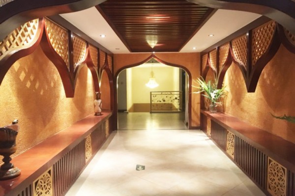 重庆按摩床市场行情，一套多少钱最实惠？